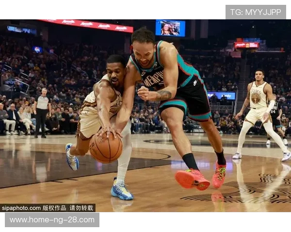 勇士与鹈鹕激战全场精彩录像回顾52带你重温比赛瞬间